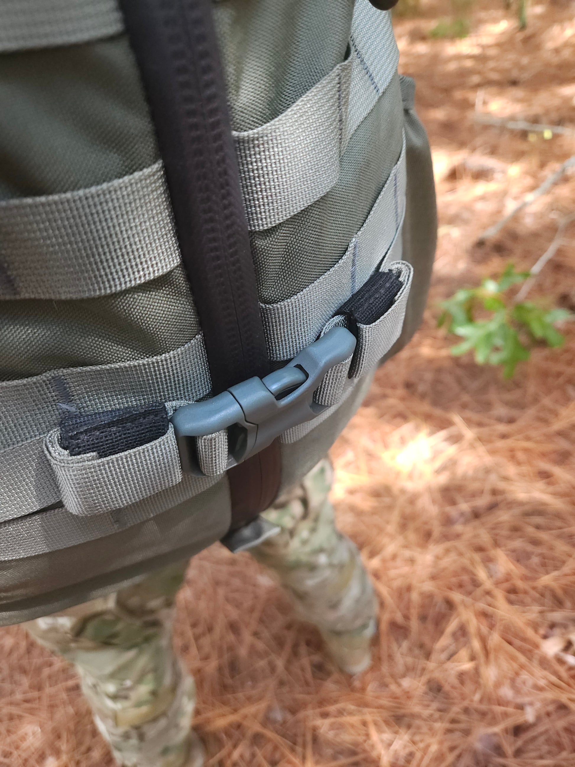 GORGECRAFT 3pcs Belt Loop Keeper Backpack Strap Keepers Alloy Rectangle Holder Retainer Band for 38-39mm Wide Belt Loops, Gunmetal